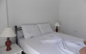Zeta'S Apartments